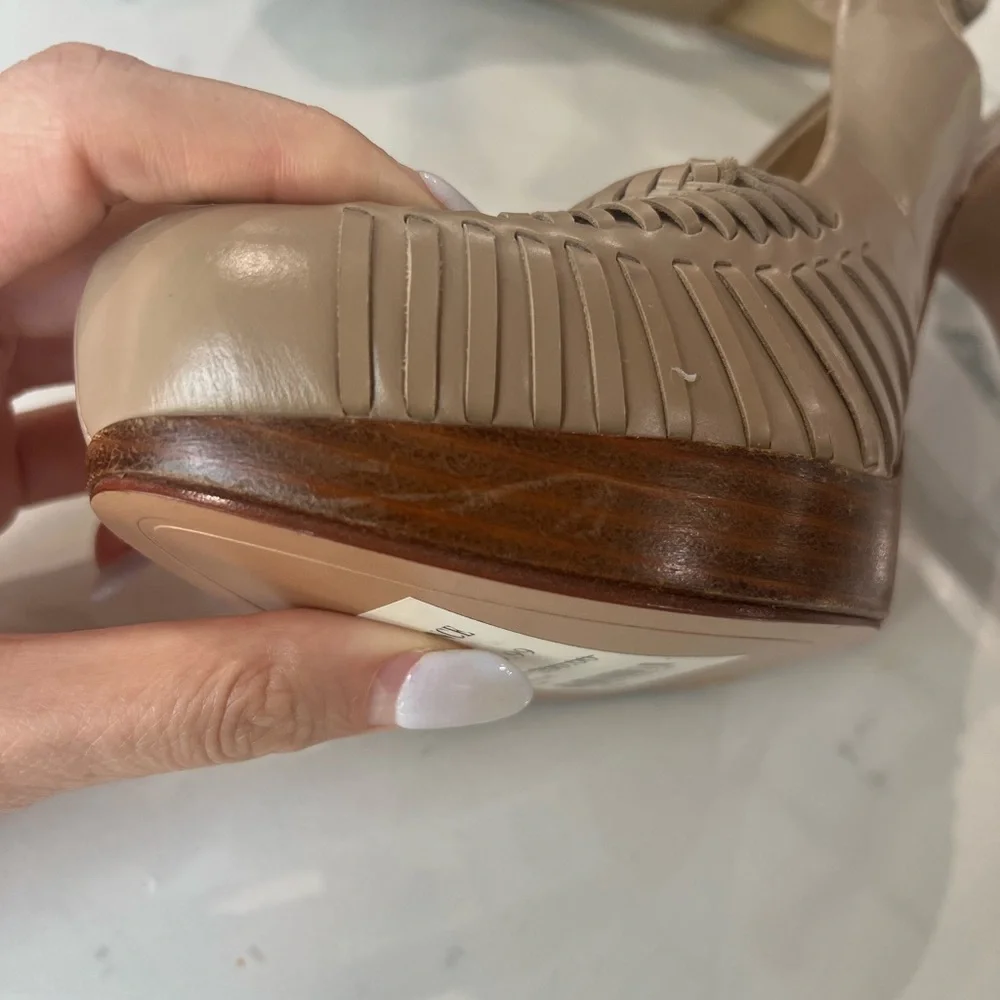 Joan & David Slingback Cream/Tan Pumps